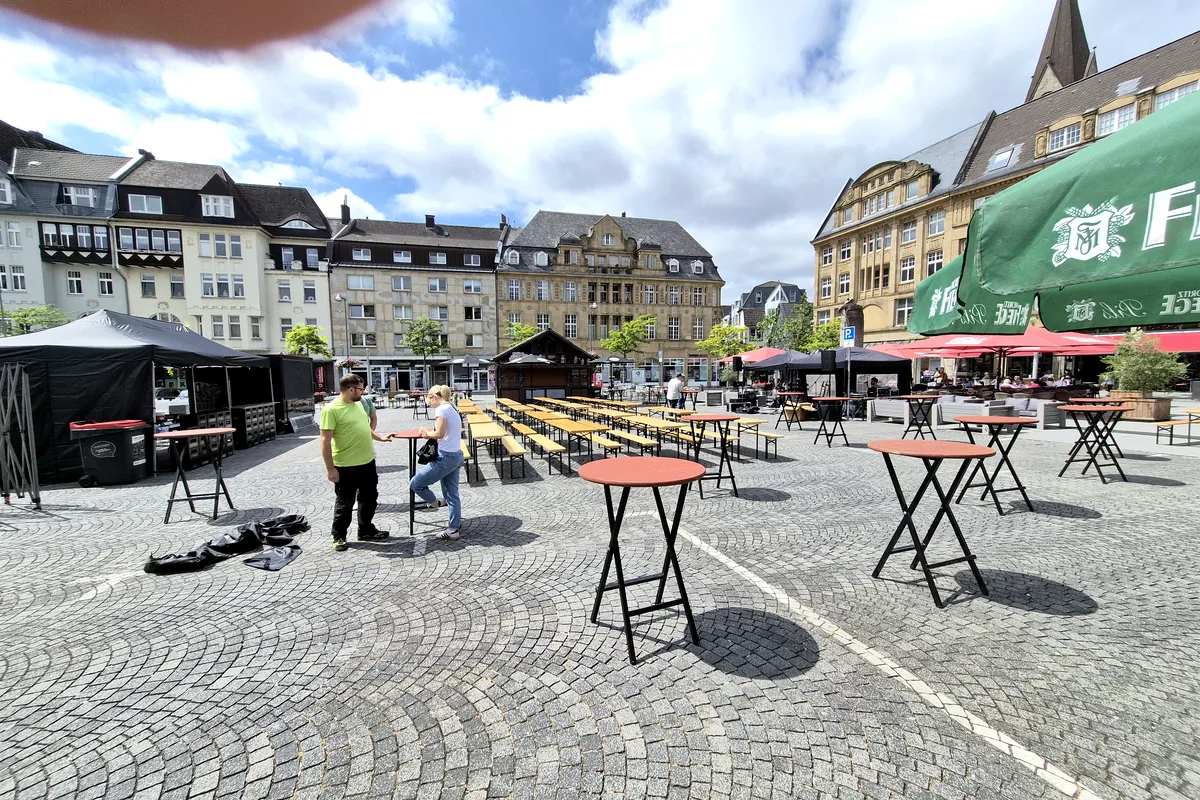 Aufbau für den Naschmarkt